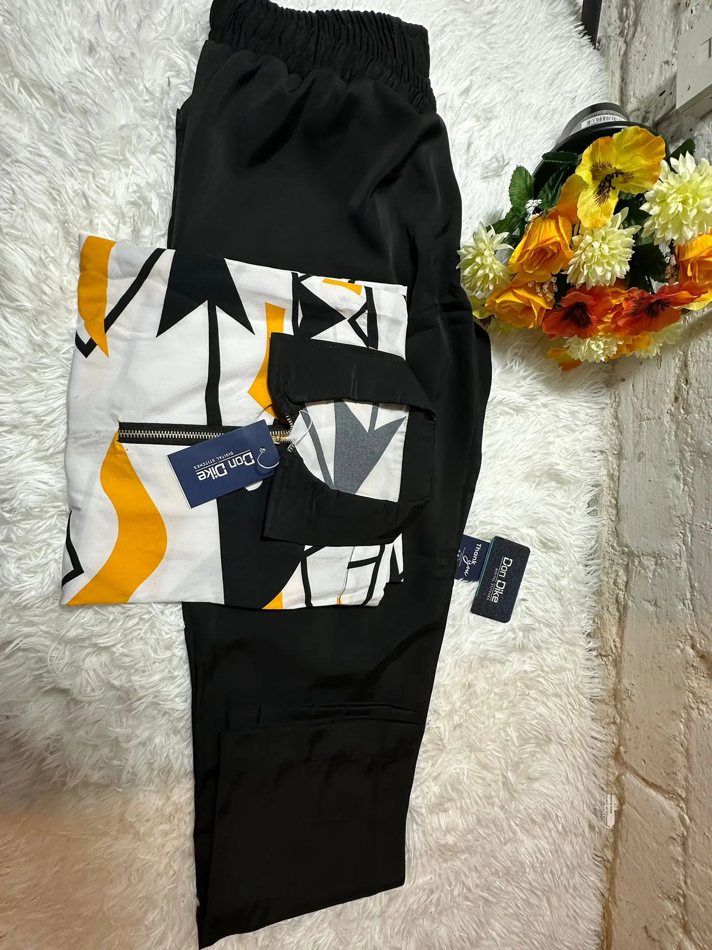 Plan and Pattern of Vintage V-Neck